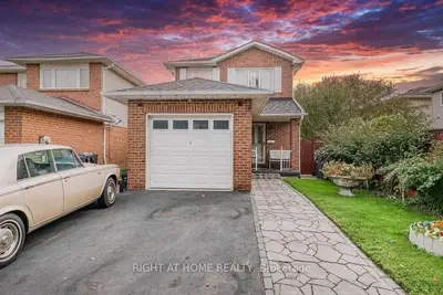 4 Sunshade Place, Brampton, On L6z 2b8