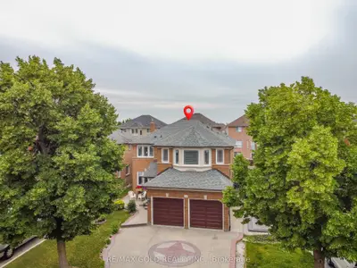 72 Rainforest Drive, Brampton, On L6r 1b1