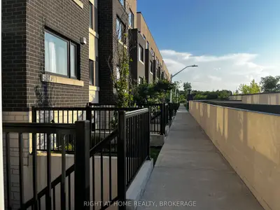 1139 Cooke Boulevard 319, Burlington, On L7t 0c3