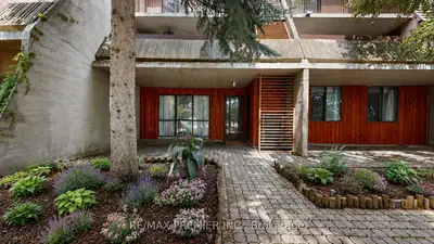 1250 Mississauga Valley Boulevard 51, Mississauga, On L5a 3r6