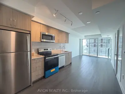 4010 Eglinton Avenue W 1316, Toronto, On M9a 0g5