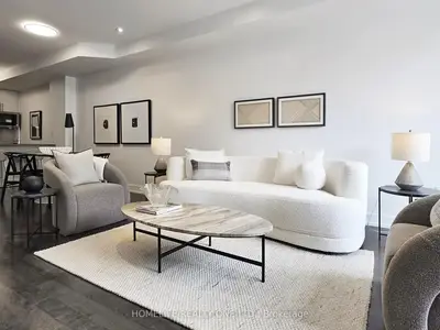 1076 Lansdowne Avenue, Toronto, On M6h 0c5