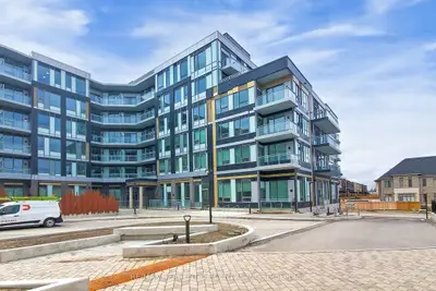 2501 Saw Whet Boulevard N 549, Oakville, On L6l 0h5