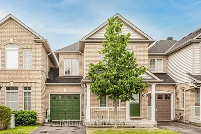 Att/Row/Townhouse in Burlington