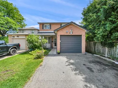 3079 Bartholomew Crescent, Mississauga, On L5n 3k9