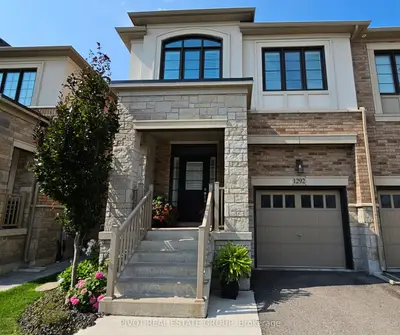Semi-Detached in Milton
