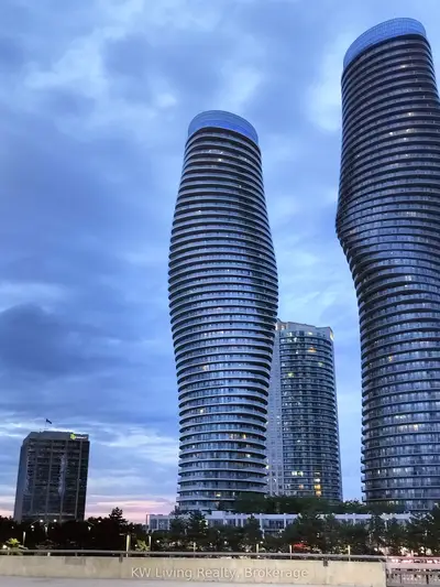 Condo Apartment in Mississauga