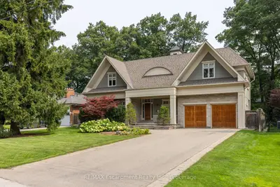 Detached in Oakville