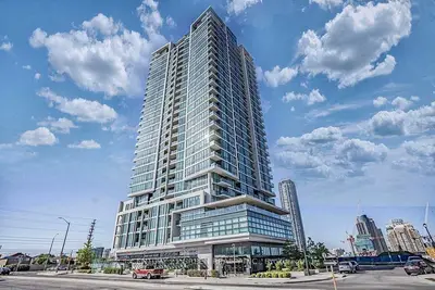 Condo Apartment in Mississauga