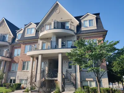 Condo Townhouse in Oakville