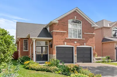 26 Highwood Road, Brampton, On L6z 4t7