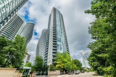 Condo Apartment in Mississauga