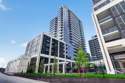 Condo Apartment in Milton