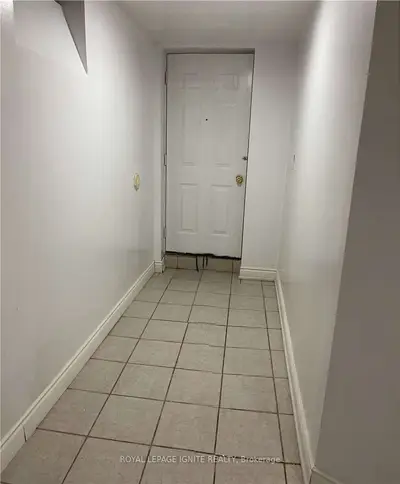 84 Don Minaker Drive, Brampton, On L6p 1r7