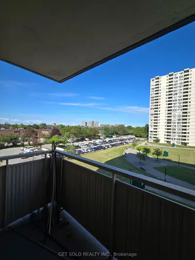 340 Dixon Road 504, Toronto, On M9r 1t1
