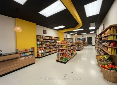 1165 Weston Road, Toronto, On M6m 4p5