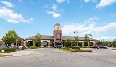 25 Via Rosedale Way 213, Brampton, On L6r 3j8