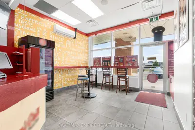 117 Cross Avenue B4, Oakville, On L6j 2w7