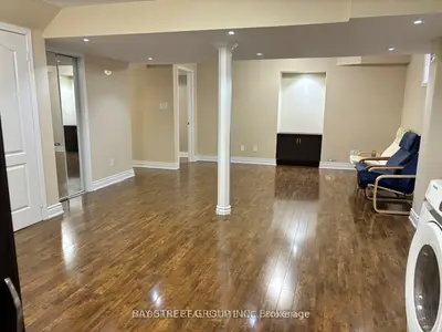 9 Bluffmeadow Street Basement, Brampton, On L6p 3k2