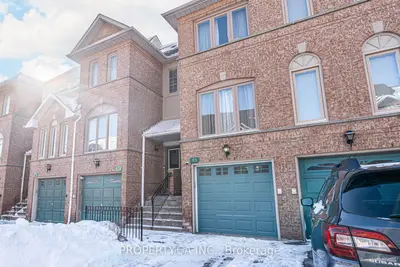 1050 Bristol Road W 45, Mississauga, On L5v 2e8