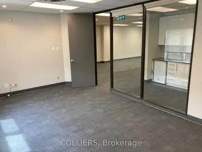 5407 Eglinton Avenue W 107, Toronto, On M9c 5k6