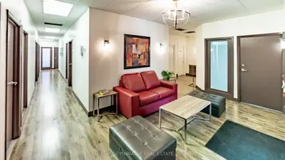 55 Village Centre Place 55-309, Mississauga, On L4z 1v9