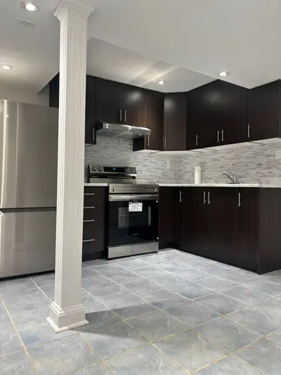 26 Tangleridge Boulevard, Brampton, On L6r 2x5