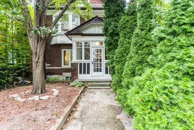 19 Marmaduke Street, Toronto, On M6r 1t1