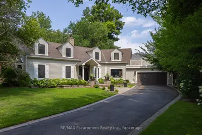 105 Whittington Place, Oakville, On L6k 3w1