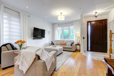 2342 Lionstone Drive, Oakville, On L6m 4t4