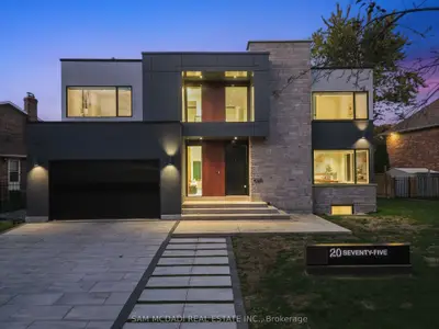 2075 Shawanaga Trail, Mississauga, On L5h 3z3