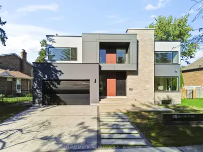 2075 Shawanaga Trail, Mississauga, On L5h 3z3