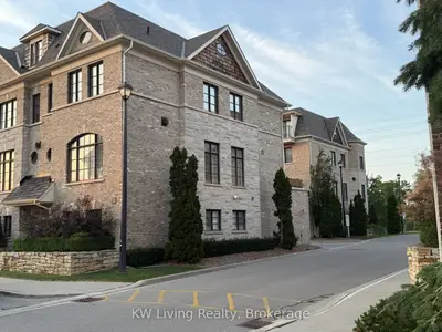 2005 Queensborough Gate Lot 13, Mississauga, On L5m 0y1