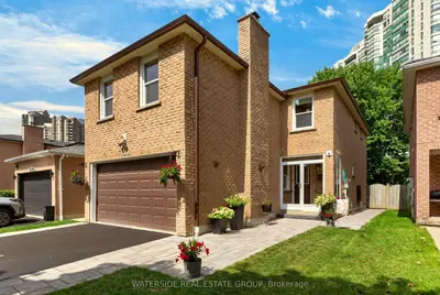 Detached in Mississauga