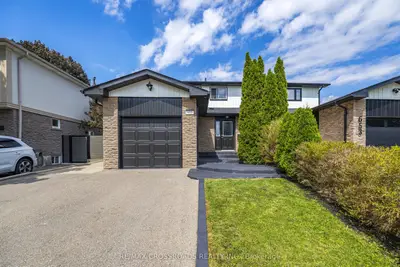 655 Dodsworth Crescent, Mississauga, On L4y 2h6