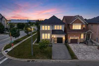2561 Grand Oak Trail, Oakville, On L6m 0r4
