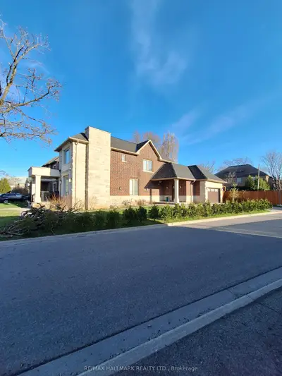38 Harrison Avenue Lower, Mississauga, On L5h 2n9