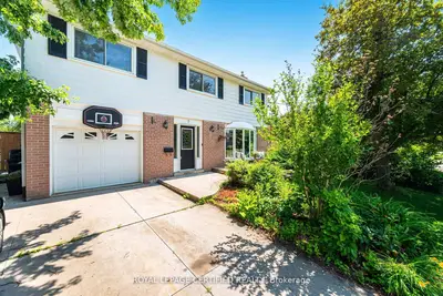 5 Stockman Crescent, Halton Hills, On L7g 1j5