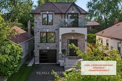 1062 Alexandra Avenue, Mississauga, On L5e 1z8