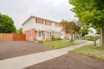6 Lauderdale Road, Brampton, On L6v 2b7