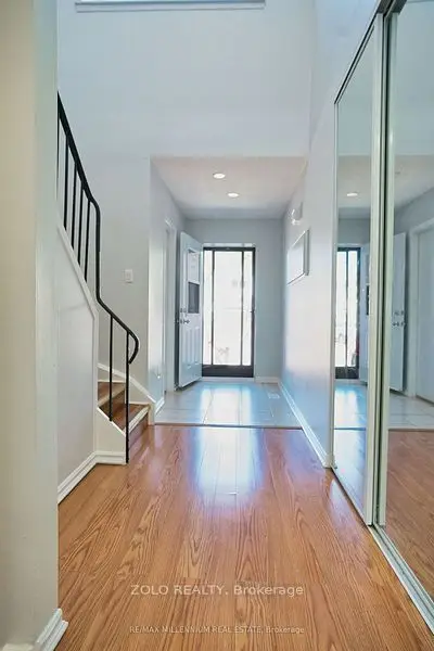 2700 Battleford Road 19, Mississauga, On L5n 2v9