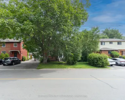 11 Thirty-sixth Street, Toronto, On M8w 3k8