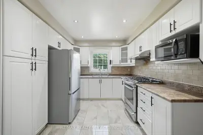 92 Tulip Drive, Brampton, On L6y 3x6