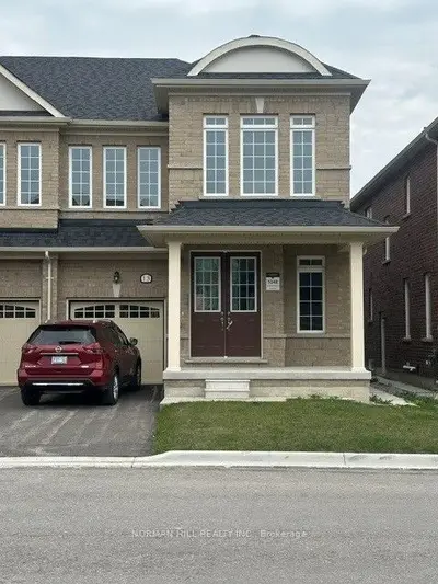 13 Guildhouse Drive, Brampton, On L7a 4w5