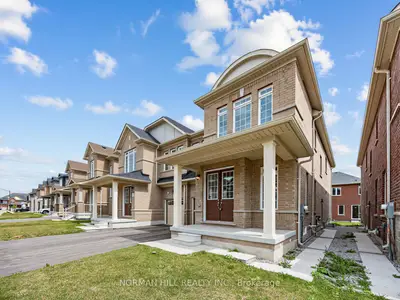 13 Guildhouse Drive, Brampton, On L7a 4w5