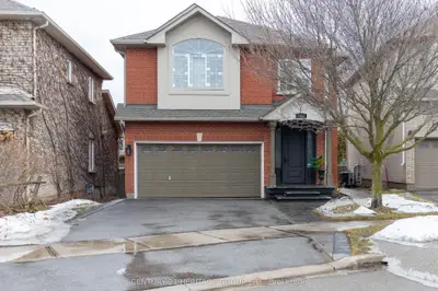 Detached in Oakville