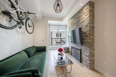 73 Washington Avenue 405, Oakville, On L6k 1w5