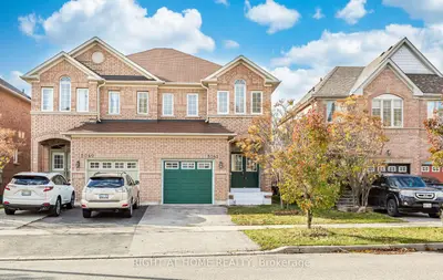 Semi-Detached in Mississauga
