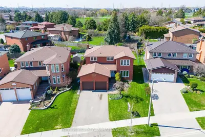 Detached in Mississauga