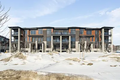 Condo Townhouse in Caledon